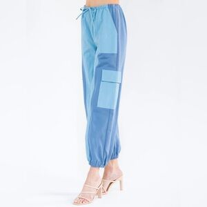 125 Strut & Bolt Women’s Elastic Waist Cargo Pocket Color-Block Jogger Pant